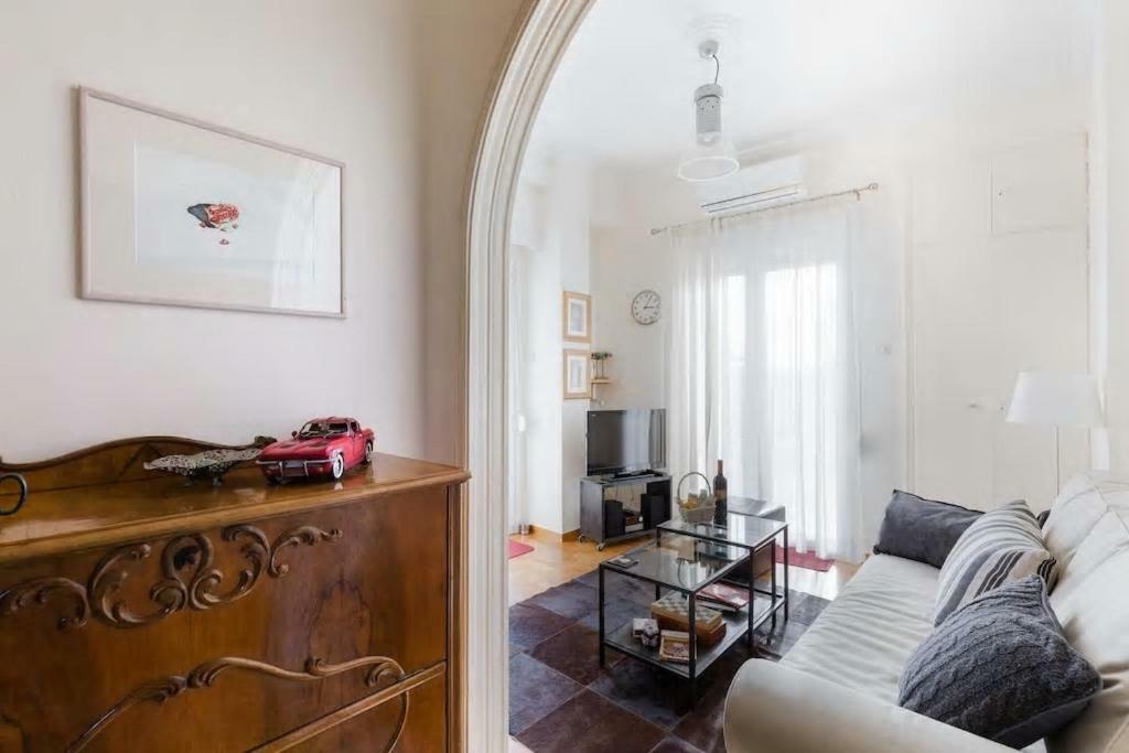 아테네 Soulis' Penthouse Near Acropolis 아파트 외부 사진