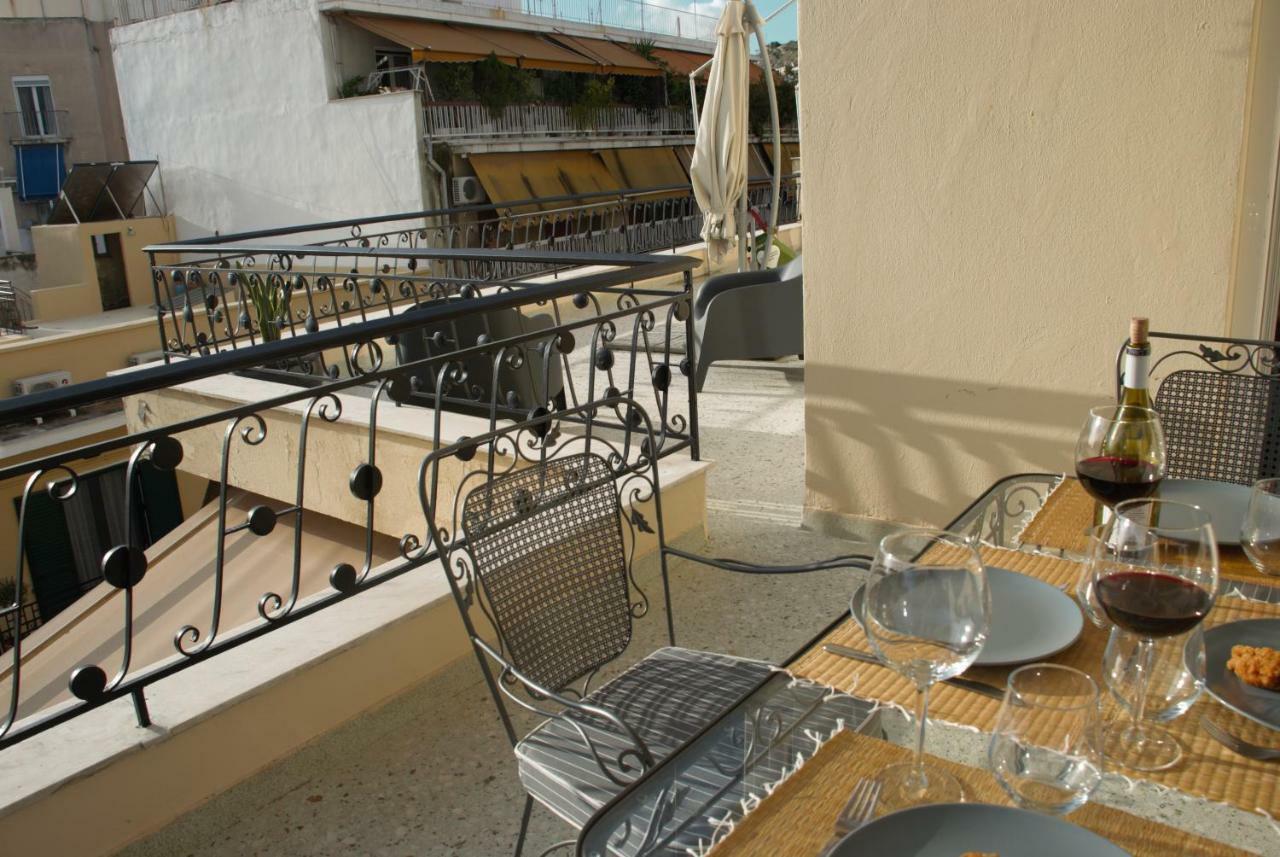 아테네 Soulis' Penthouse Near Acropolis 아파트 외부 사진